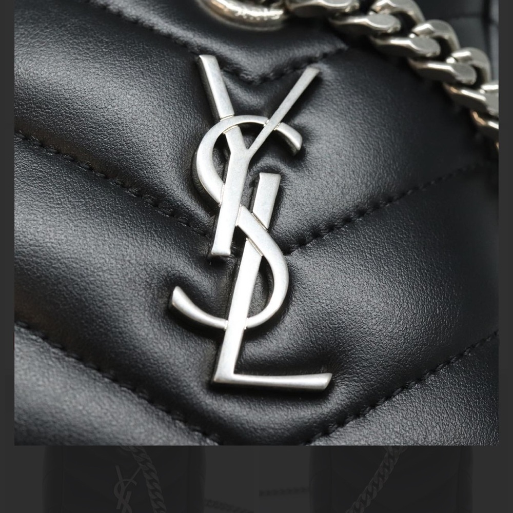 SAINT LAURENT Lulu Shoulder Bag Calfskin Black full inclusion - Picture 10 of 17